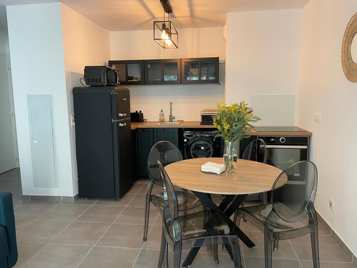 Bel Appartement Au Calme Avec Parking Ментона Экстерьер фото