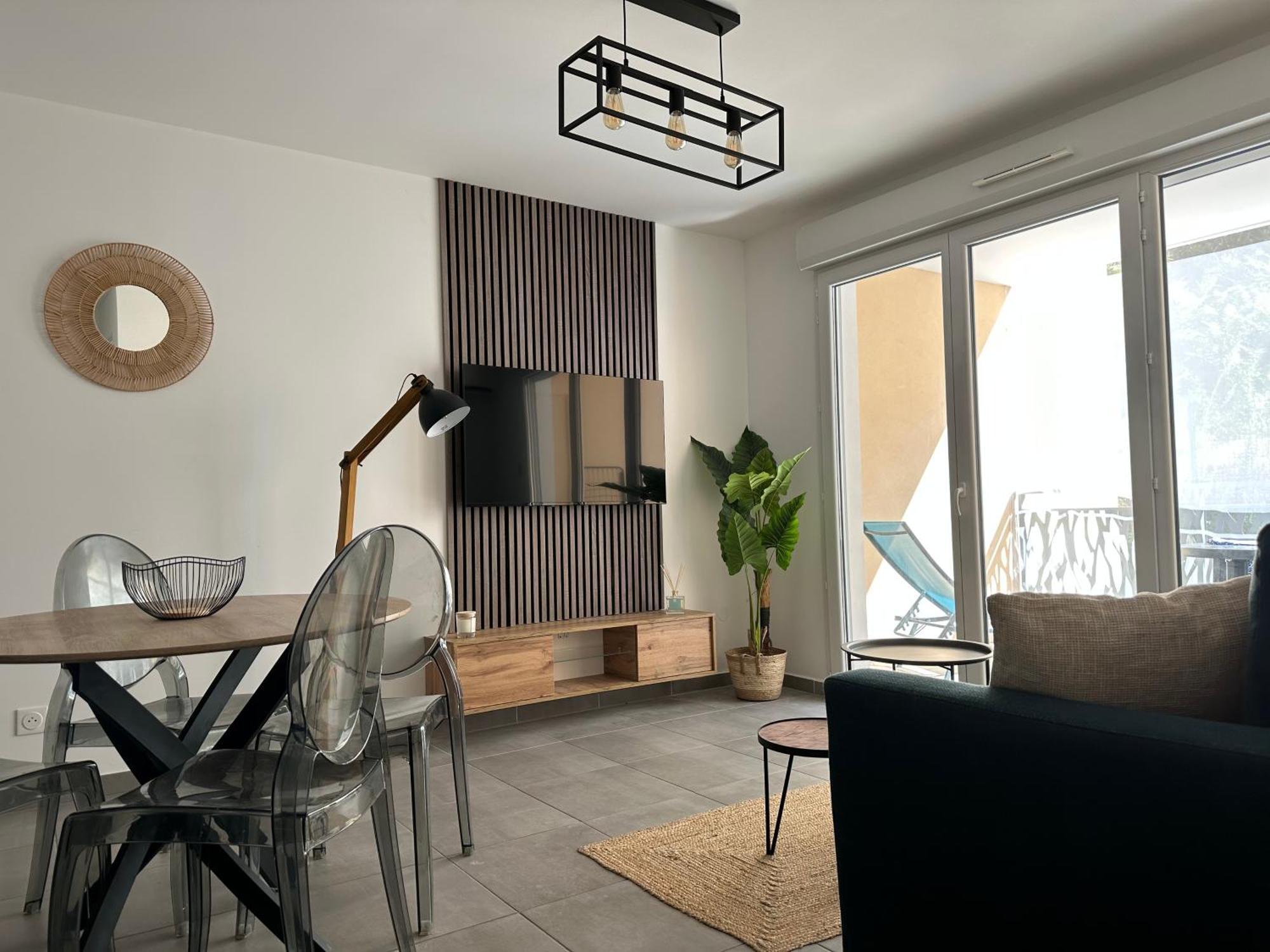 Bel Appartement Au Calme Avec Parking Ментона Экстерьер фото